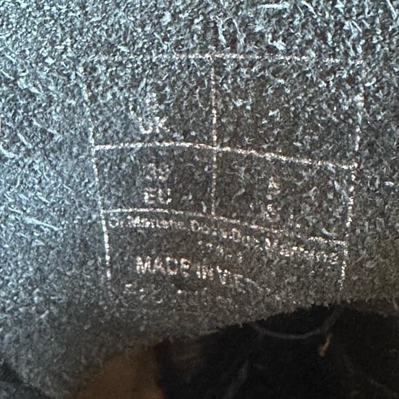 Dr Martens 1460 black leather boot w/canary yellow stitching/air ware sole. Sz 8 - Picture 10 of 11